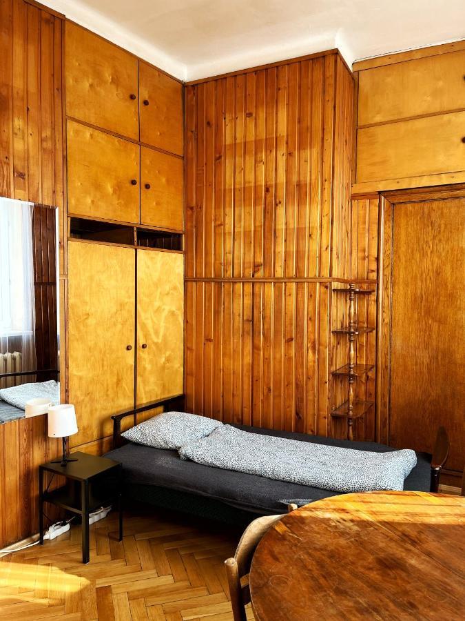 Studio Retro Next To The Market Square In Krakow Appartement Buitenkant foto